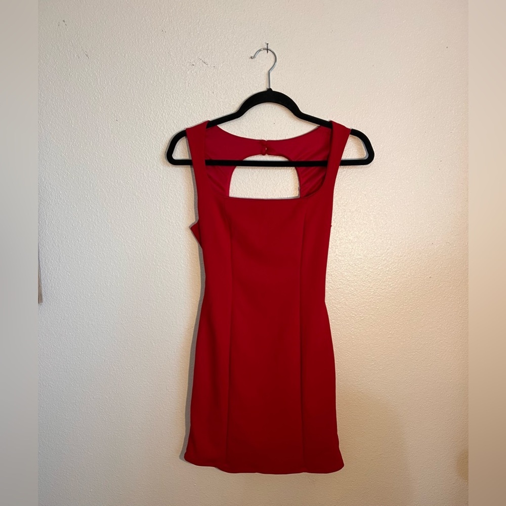Blue Blush Red Cutout Back Bodycon Dress - Size M - NWOT
